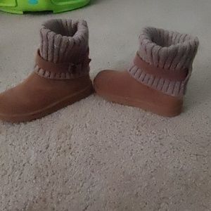 Slightly worn ugg boots